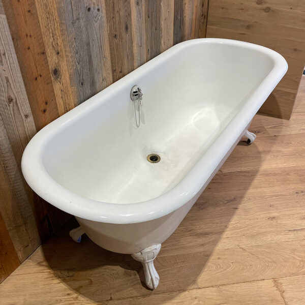 vintage white enamelled bathtub
