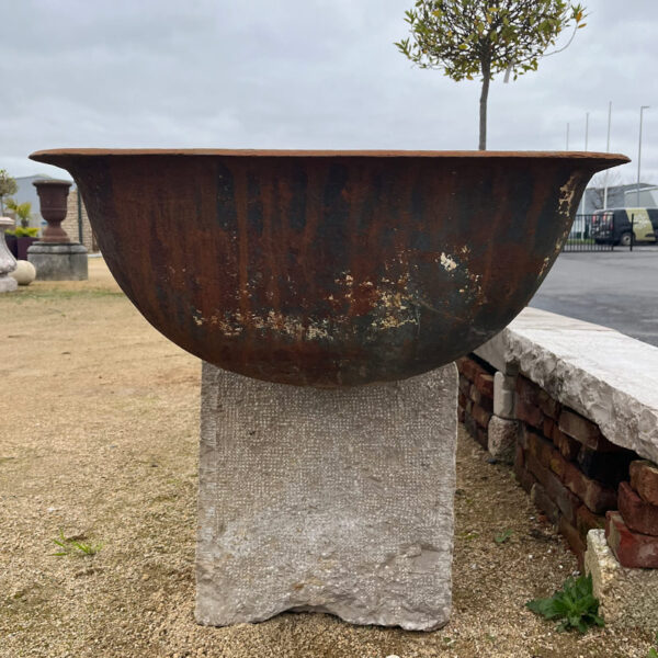 base in limestone cast iron trough