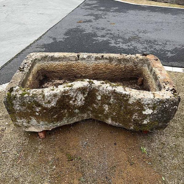 rectangular trough with curved edge