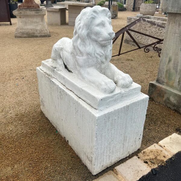 stone statue of lion
