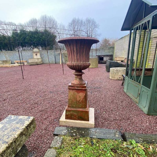 medici vase and pedestal set in cast iron