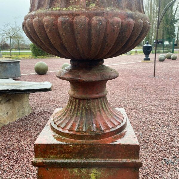 antique cast iron medici vase stand