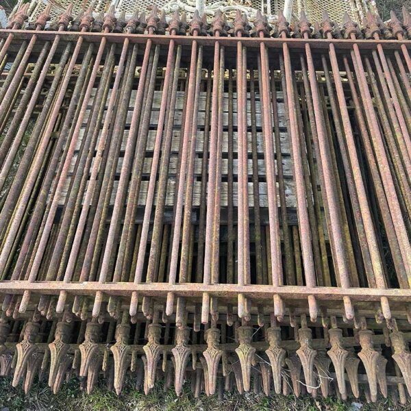 antique railings with round bars